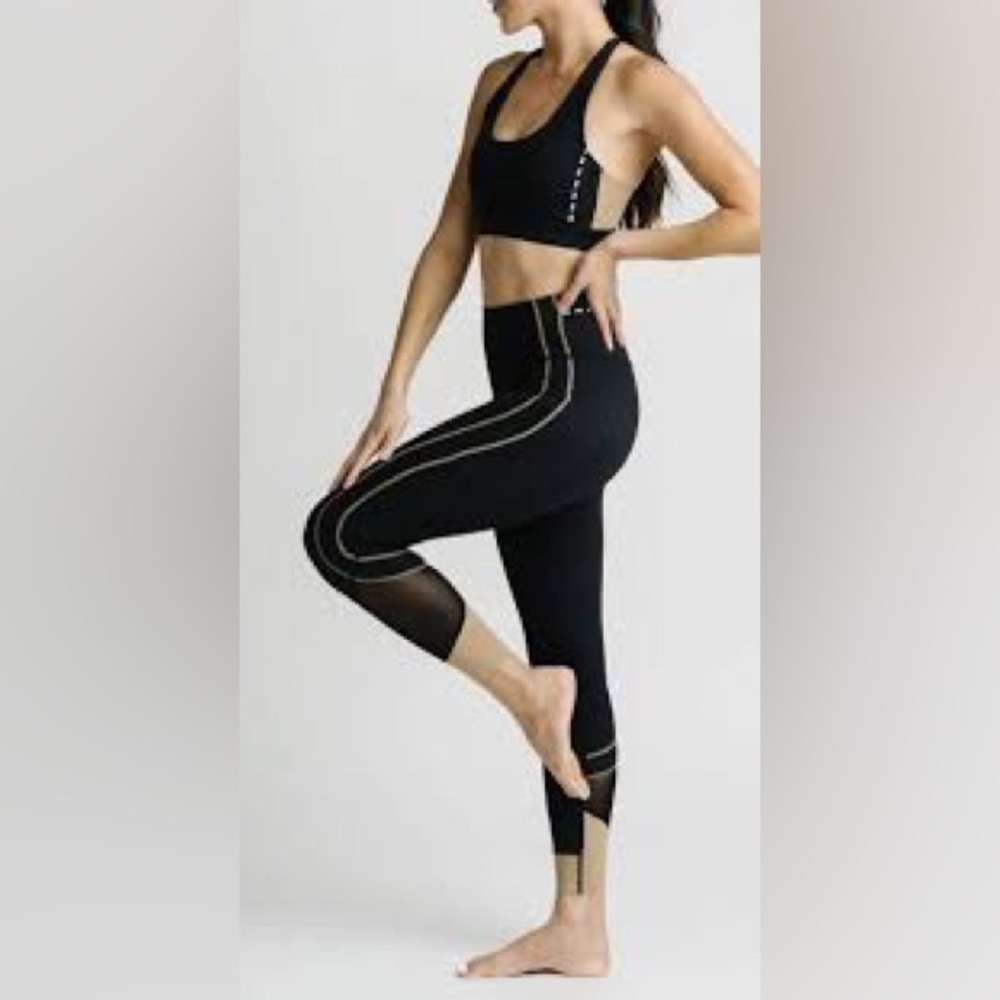 Zyia Active - Mocha on Black Game Day Light n Tight pocket 7/8 24” - size 14-16